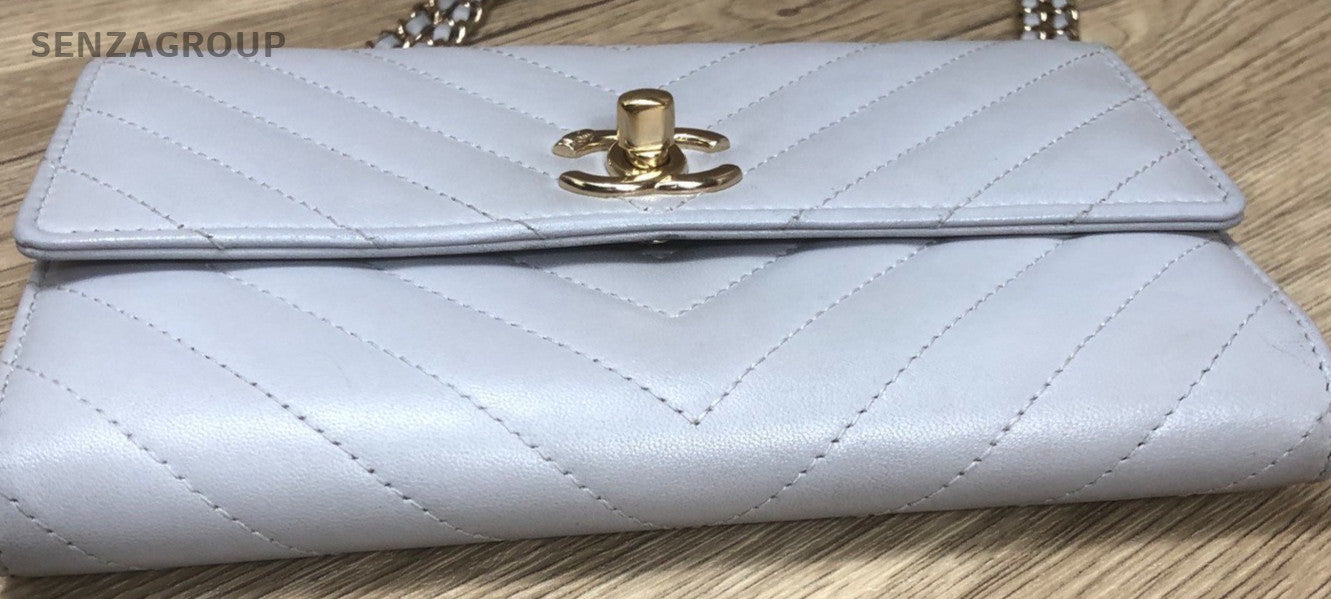 Chanel Trendy CC WOC Chain Shoulder Bag Crossbody Gray Gold Used Women Classic