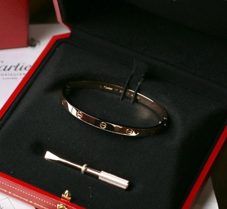 Cartier Love Bracelet Medium 18k Rose Pink Gold Bangle Size17