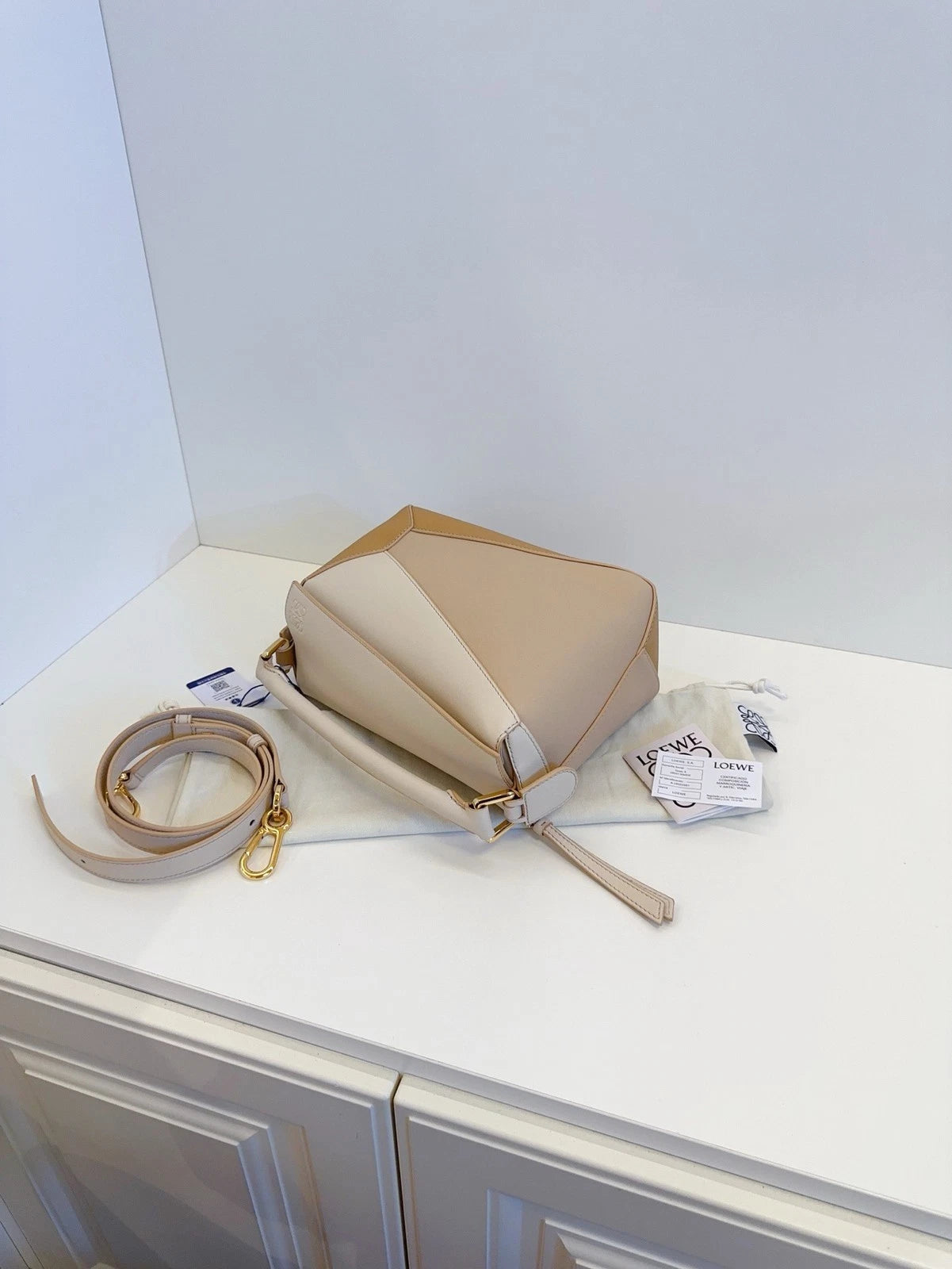 Loewe Puzzle Small Calfskin Handbag Crossbody Bag Oat Milk Tea Tricolor Classic