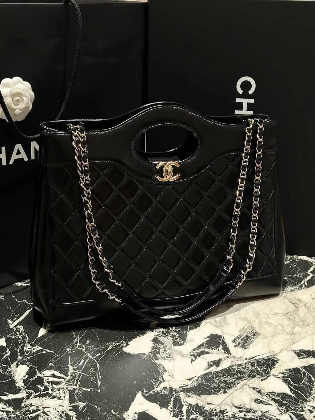 Chanel 31Bag Large Quilted Lambskin Shoulder Handbag For Women