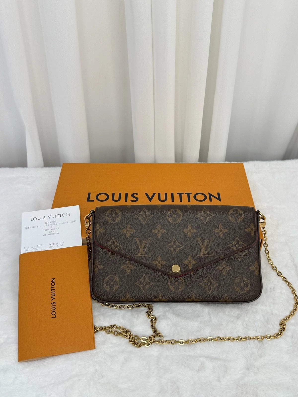 Louis Vuitton Felicie Pochette Monogram Canvas 3-in-1 Crossbody Bag