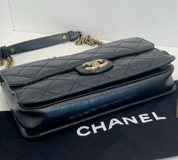 Chanel Classic Flap PM Chain Shoulder Bag Black Gold Women Fashion