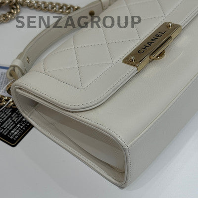 Chanel White Gold Quilted Chain Shoulder Bag Classic Women's