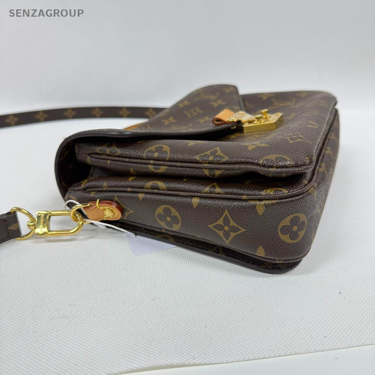 SJ0001 LOUIS VUITTON POCHETTE METIS MESSENGER BAG