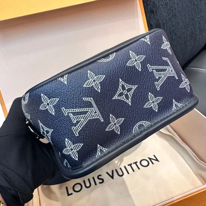 Louis Vuitton Animal Camera Bag Monogram Shoulder Bag Crossbody Unisex Adults D