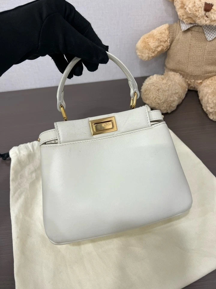 Fendi Peekaboo Iconic Handbag Shoulder Bag For Women