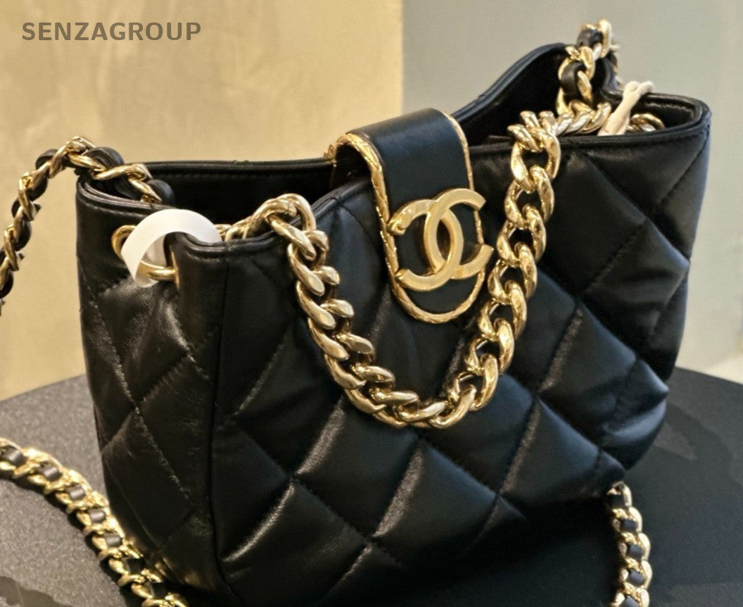 Chanel Mini Hobo Chain Handbag Shoulder Bag Black Gold Used Women Classic