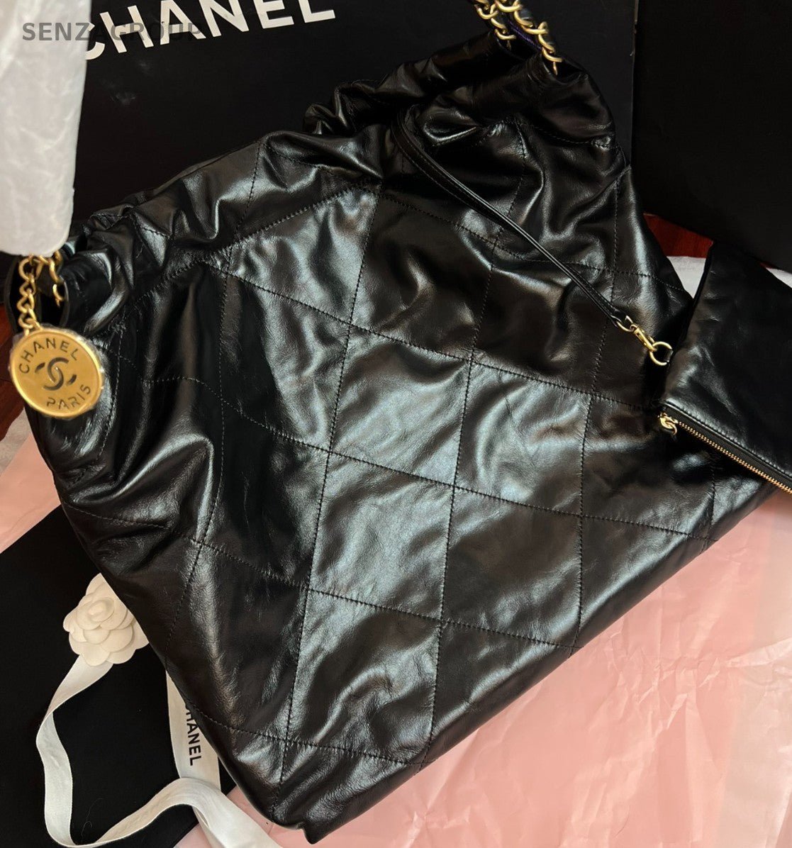 Chanel Diamond MM Chain Shoulder Bag Black Gold Women Classic Fashion