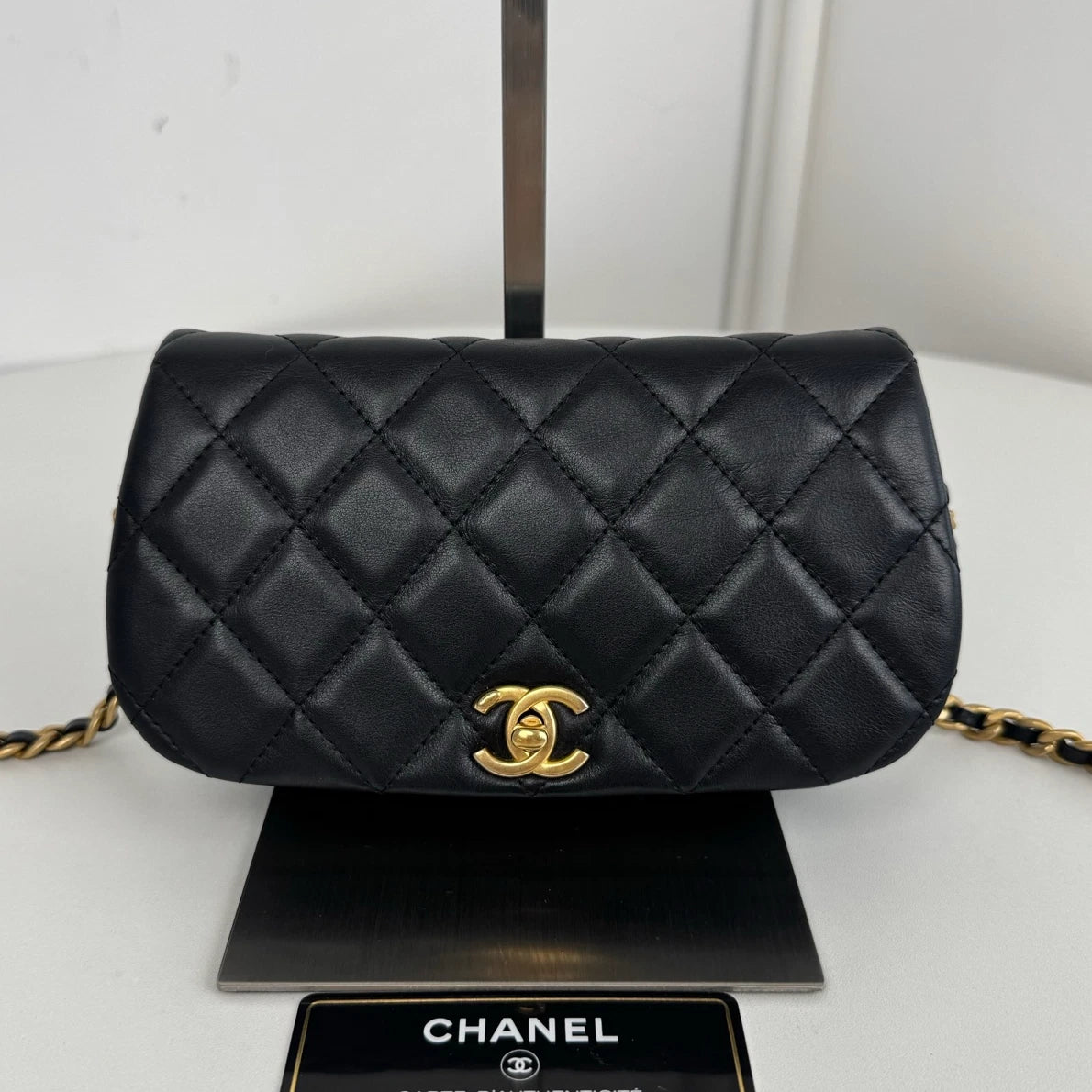 Chanel Diamond Chain Mini Shoulder Bag Black Gold Used Women Classic