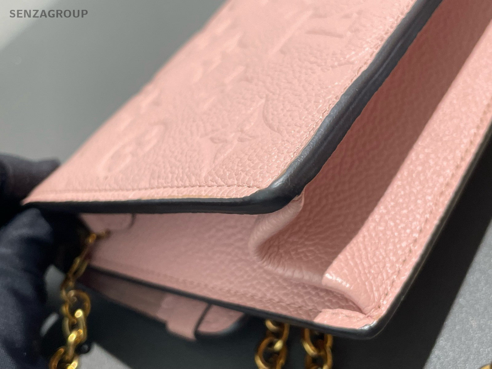 Louis Vuitton Vavin WOC Chain Shoulder Bag Crossbody Pink Gold Women Designer