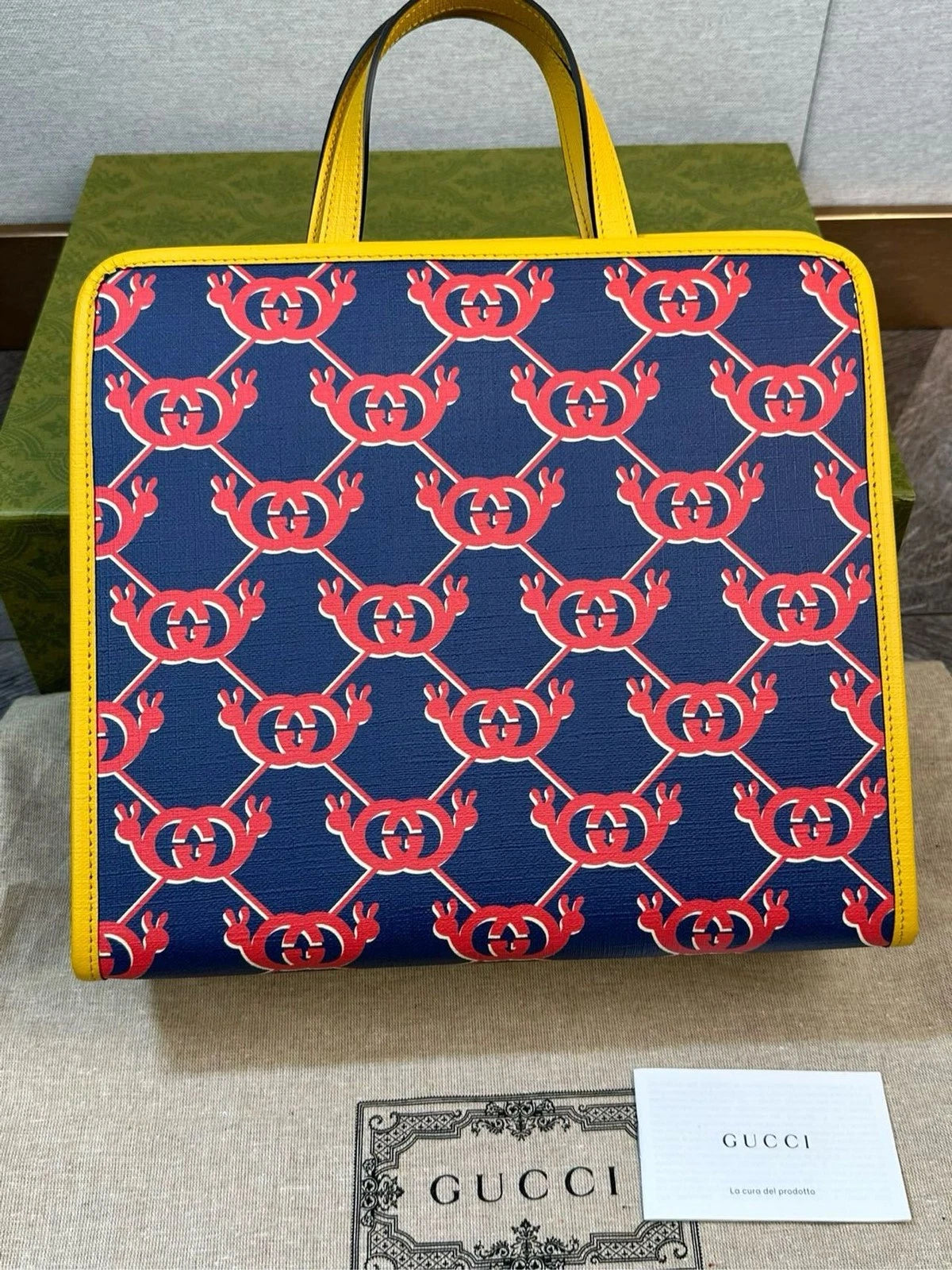 Gucci GG Logo Canvas Tote Bag For Women