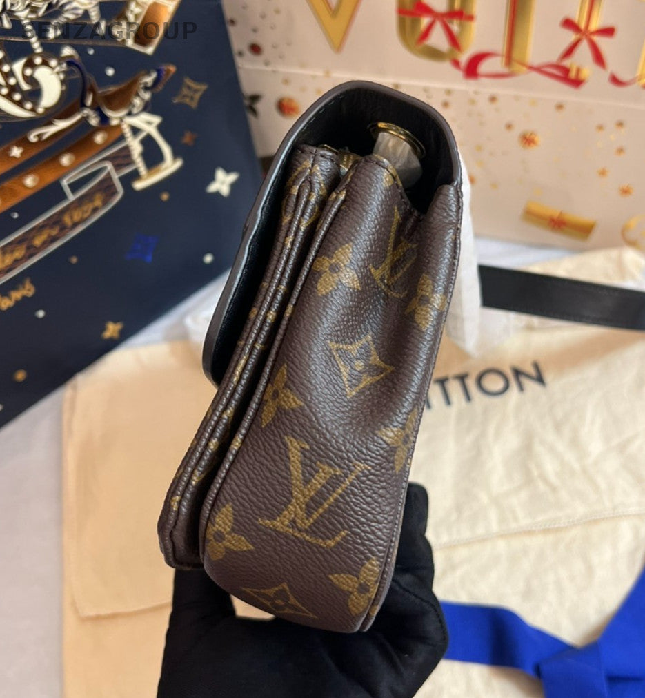 Louis Vuitton Marceau Monogram Chain Shoulder bag Crossbody Chip Version Women