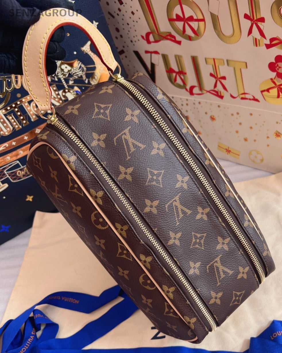 Louis Vuitton Dopp Kit Monogram Handbag Toiletry bag Brown Almost Brand NEW
