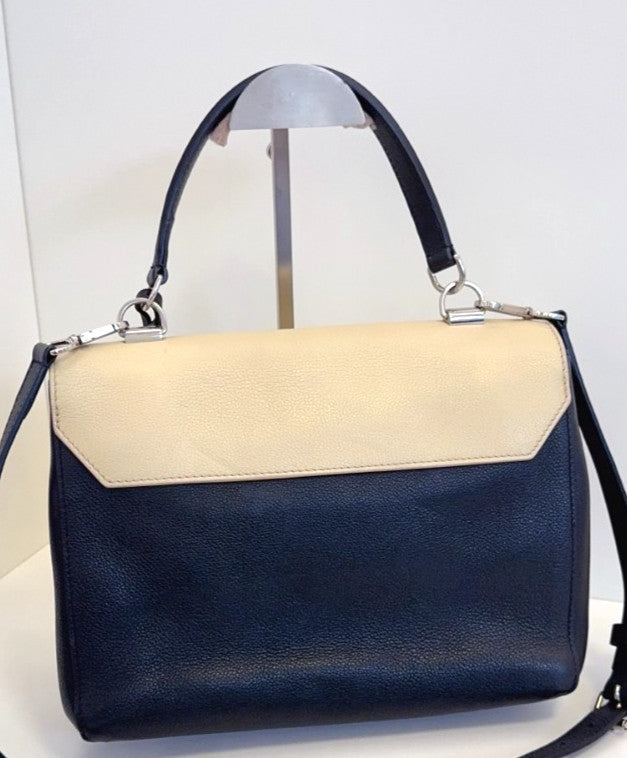 Louis Vuitton Lock me All Leather Calfskin Top Handle 2WAY Shoulder bag WOMEN