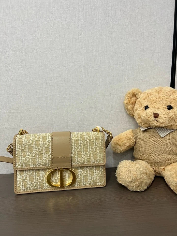 Authentic Dior Medium Montaigne30 Chain Shoulder Bag For Women