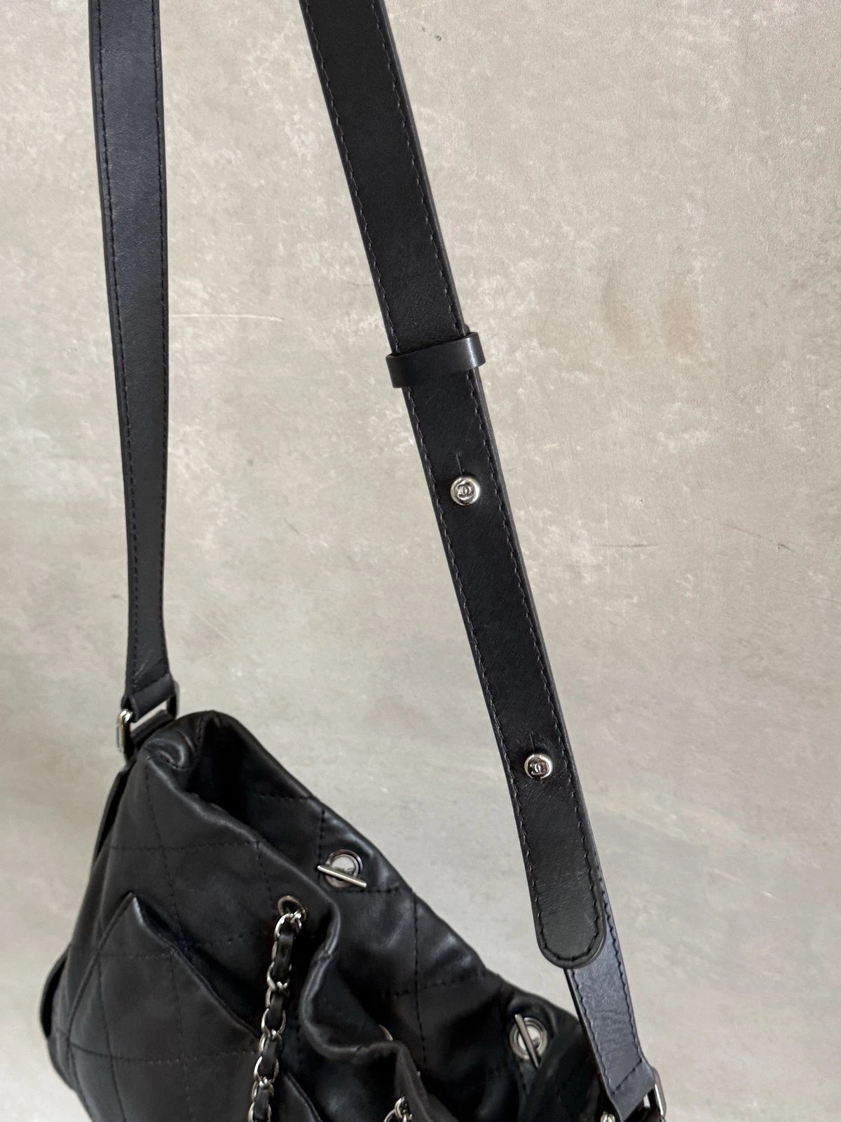 Authentic Chanel Tote Chain Top Handle Shoulder Bag Black Silver Hardware