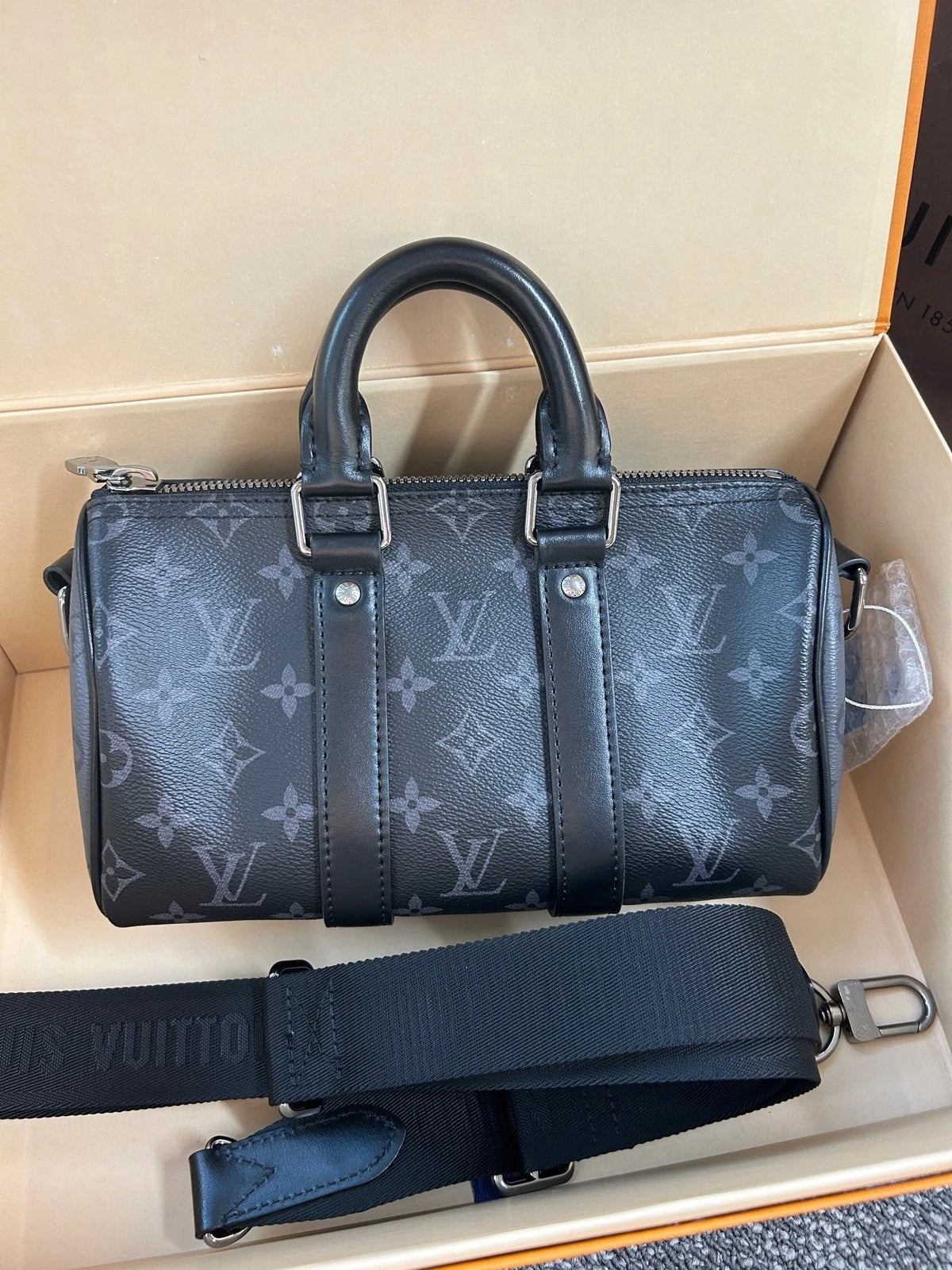 Louis Vuitton Keepall25 Black Handbag Crossbody Bag For Women