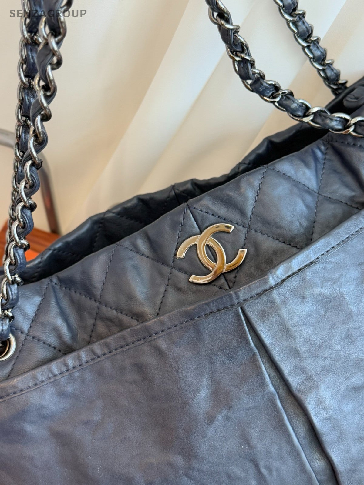 CHANEL CC Logo Tote Chain Shoulder bag Navy Blue Women Classic