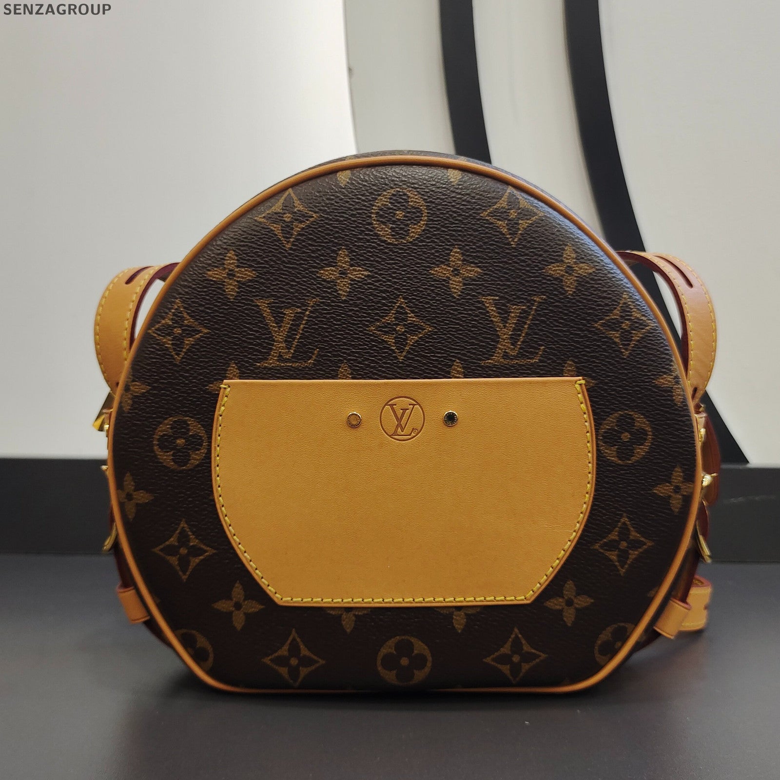 Louis Vuitton Monogram Pochette Accessoires Brown Gold Clasp Women's Classic