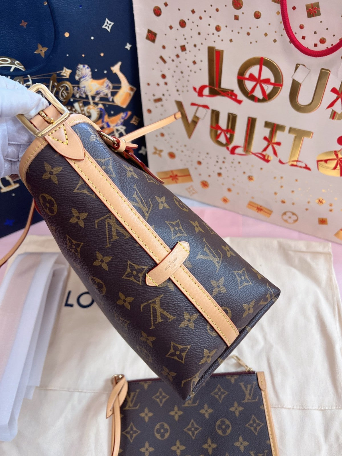 Louis Vuitton Carryall PM Monogram Shoulder Bag Brown Gold Women Classic