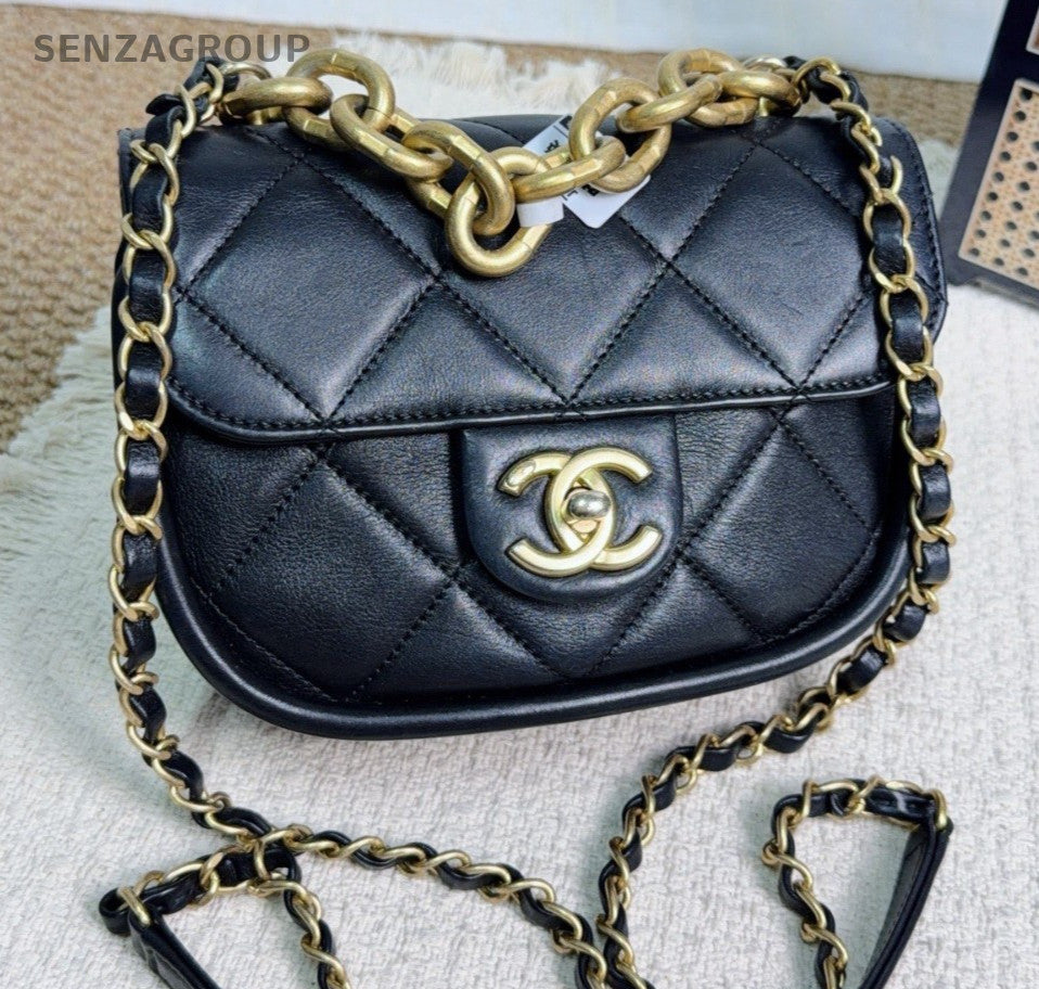 Chanel Diamond Saddle Chain Shoulder Bag Crossbody Black Gold Women Classic