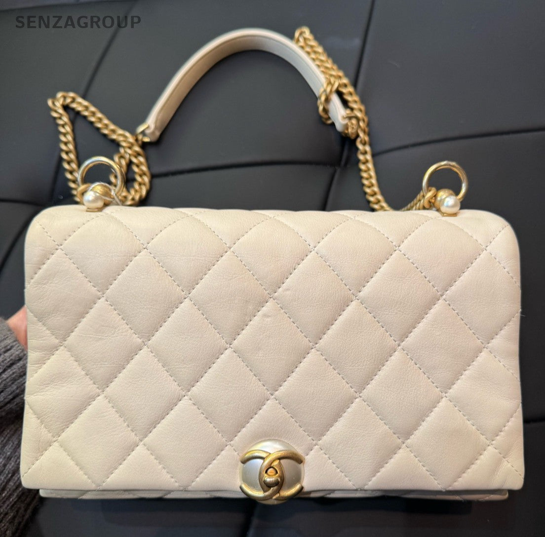 Chanel Diamond Calfskin Chain Shoulder Bag White Gold Used Women Classic Fashion