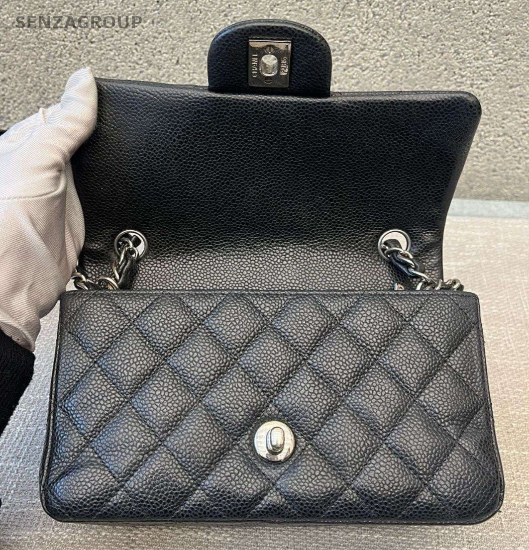 Chanel Classic Flap Mini Chain Shoulder Bag Crossbody Black Silver Women Fashion