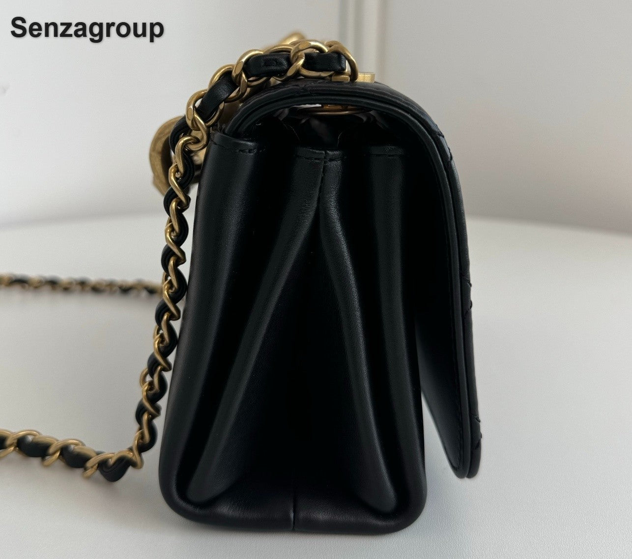 Chanel Diamond Chain Calfskin Top Handle Shoulder Crossbody Black Gold Women