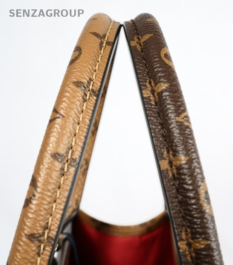 LOUIS VUITTON OnTheGo MM   Monogram Giant Hand Bag Brown M45321 Chip version