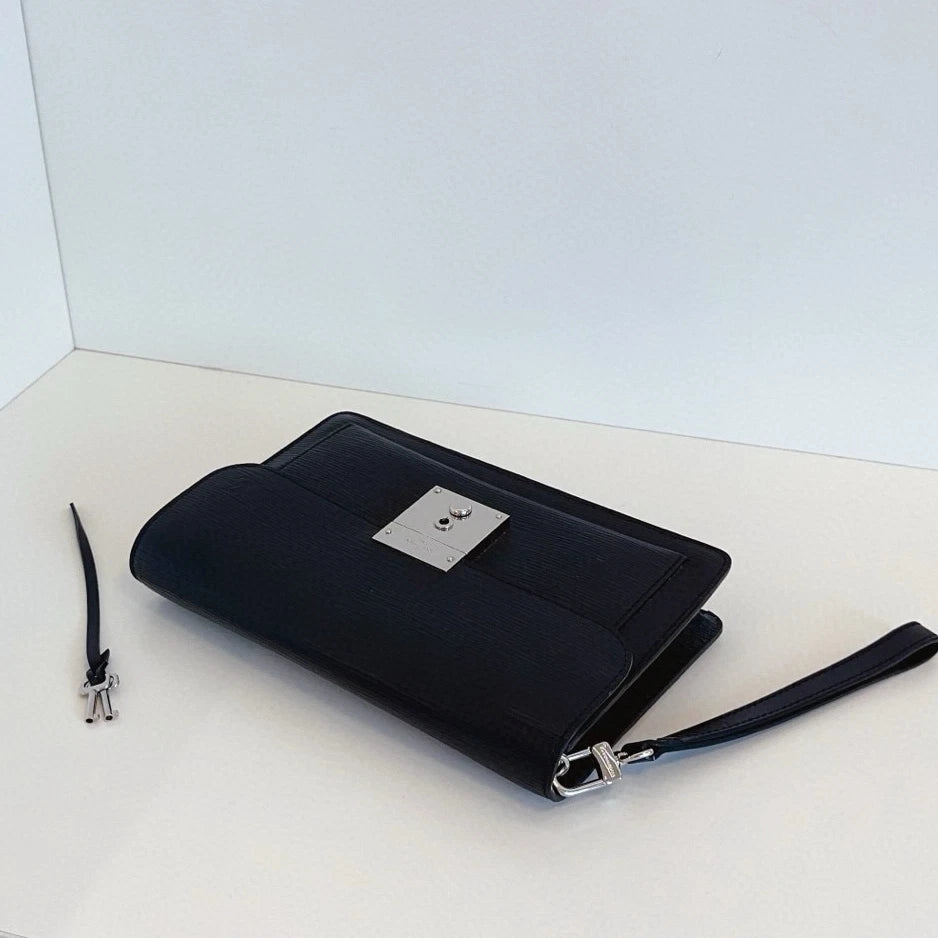 Louis Vuitton Neo Bellaïa Epi Leather Clutch Bag Black Silver Hardware