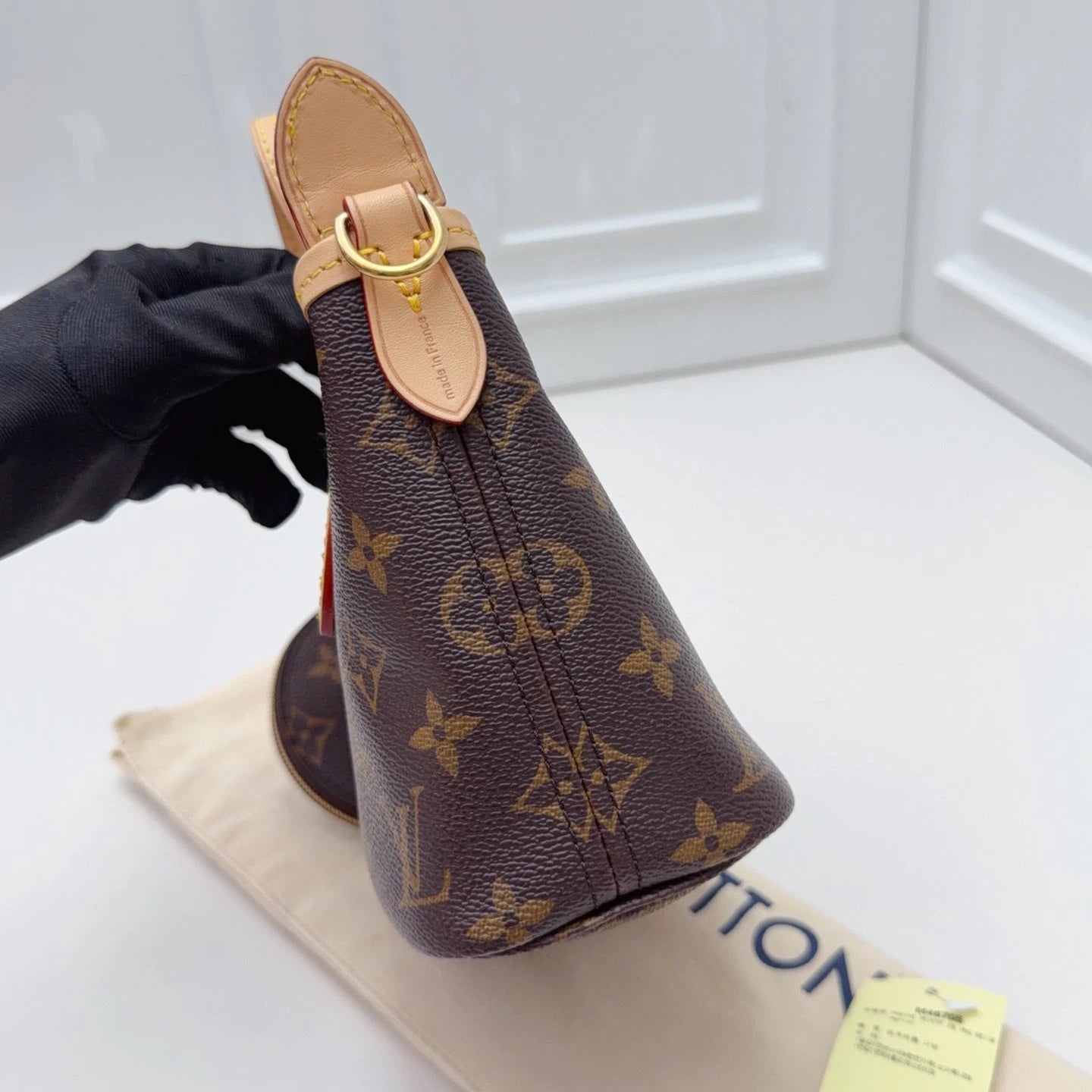Louis Vuitton Neverfull Monogram Canvas Crossbody Handbag Excellent