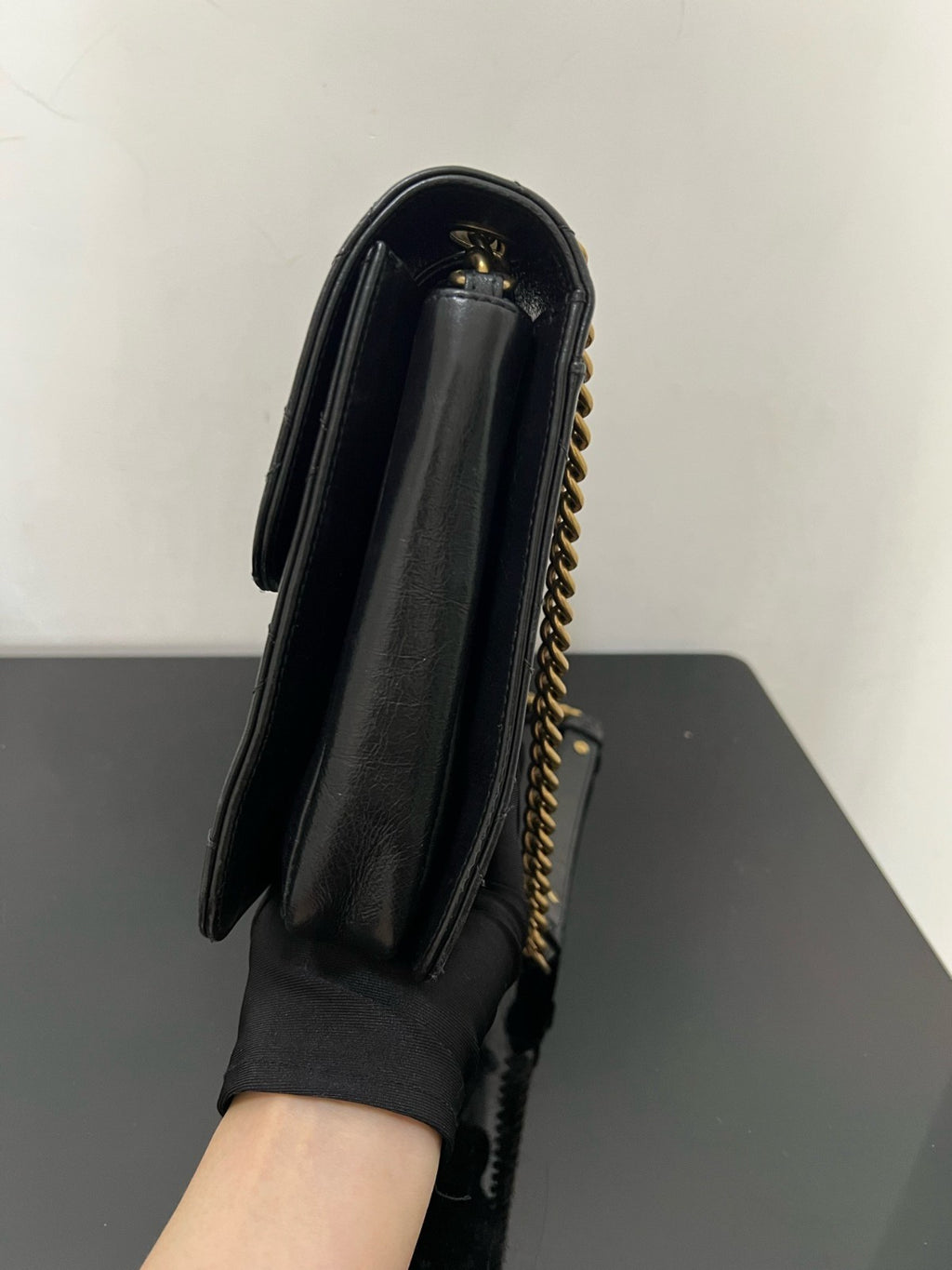 CHANEL Vintage Diamond Pattern Chain Shoulder bag Black Gold Women Classic