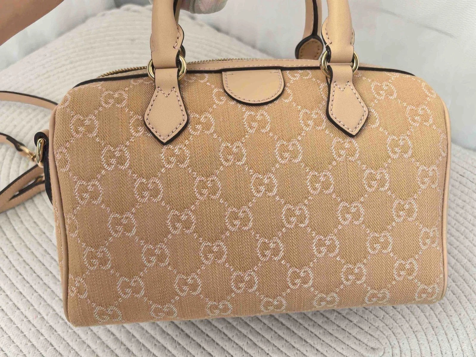 Excellent Gucci Boston Monogram Top Handle Crossbody Bag Beige Silver Hardware