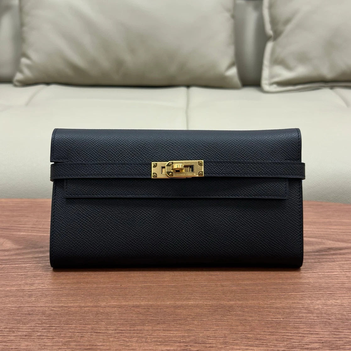 Hermes Kelly Long Wallet Black Gold Used Women Fashion Classic