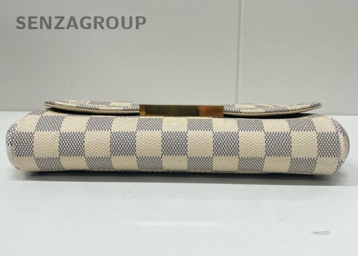 Louis Vuitton Favorite PM Chain Shoulder Bag Crossbody White Gold Women Classic