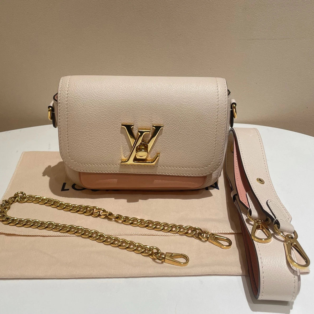 Chip Version Louis Vuitton Lockme Tender Chain Shoulder Bag Crossbody White Pink