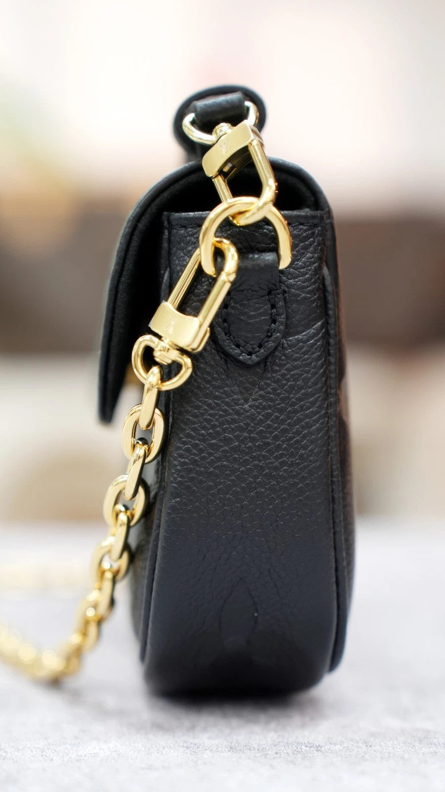 Louis Vuitton Ivy Chain Monogram Empreinte Black Gold Shoulder Bag Chain Bag