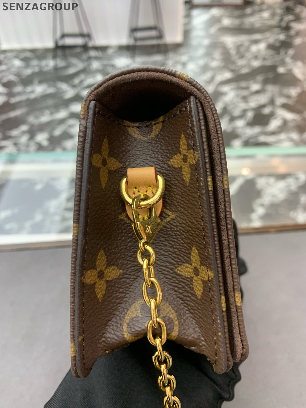 Louis Vuitton Lily WOC Monogram Chain Shoulder Bag Brown Classic Women's