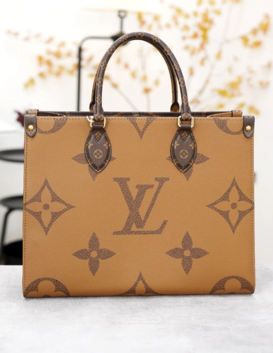 Louis Vuitton OnTheGo MM M45321 Monogram Brown Tote Bag Excellent