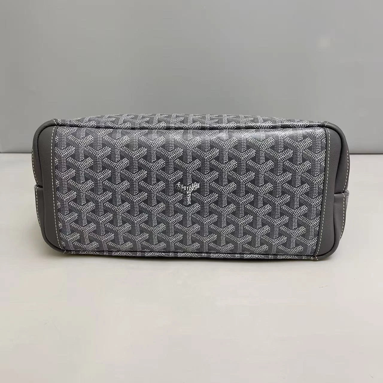 Goyard Monogram Canvas Tote Shoulder Bag Gray Silver Women Classic