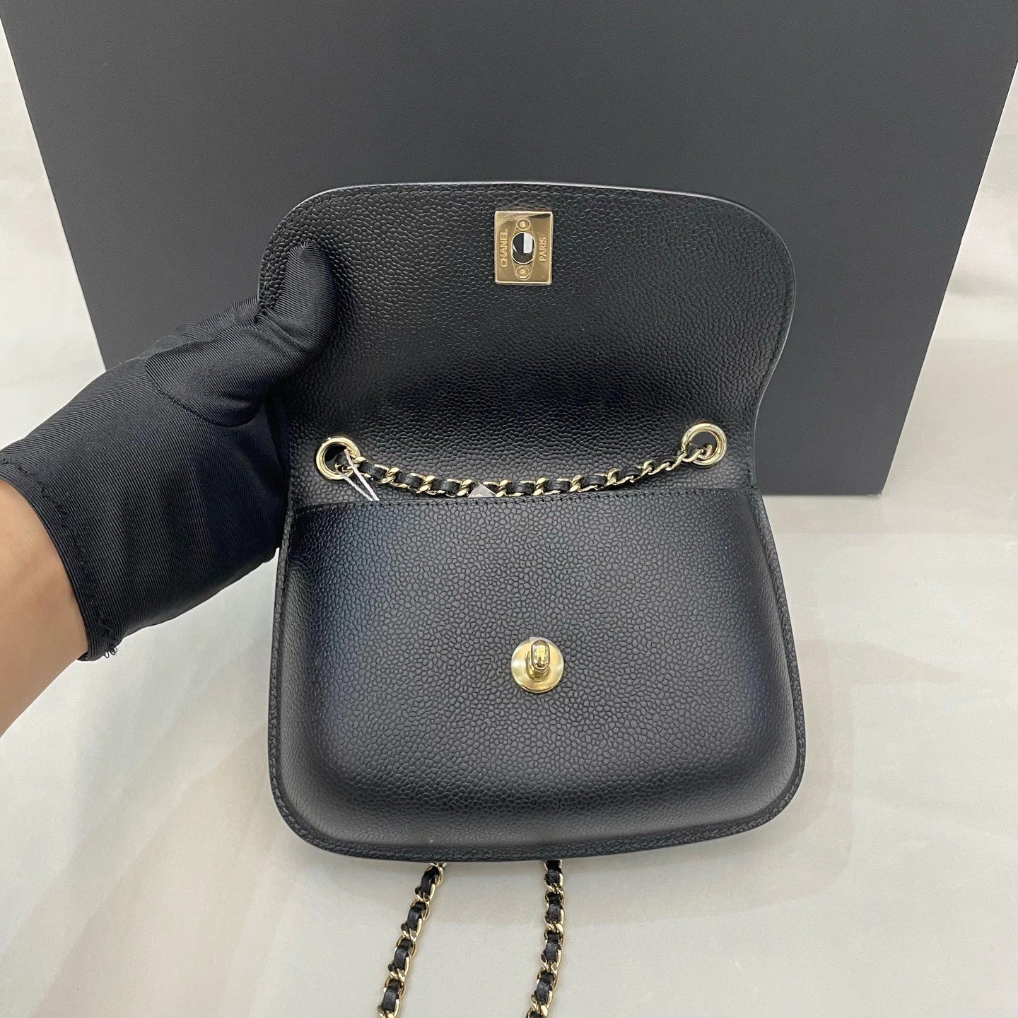Chanel Caviar Leather Chain Black Shoulder Bag Crossbody Gold Hardware