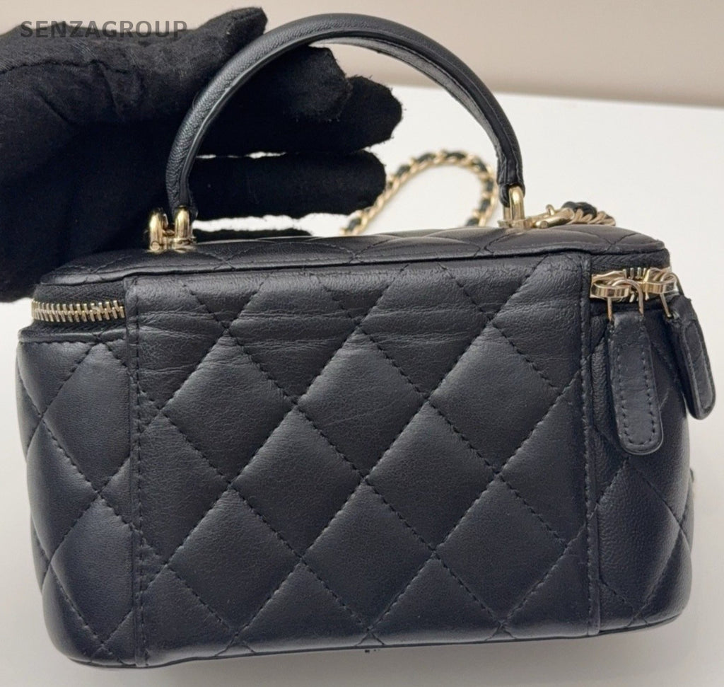 Chanel Lambskin Diamond Pattern Handbag Chain Shoulder Bag Black Gold Women