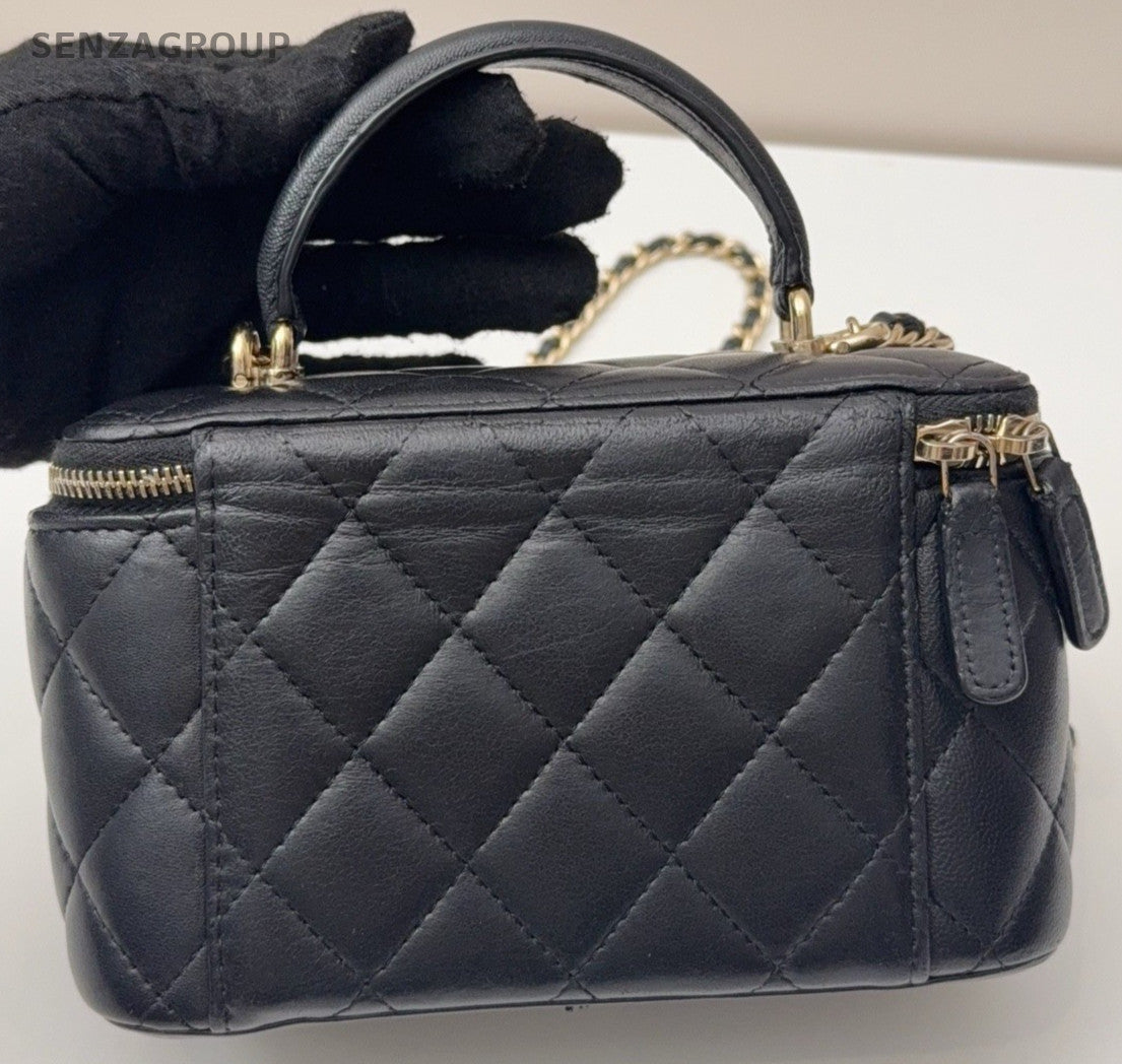 Chanel Lambskin Diamond Pattern Handbag Chain Shoulder Bag Black Gold Women