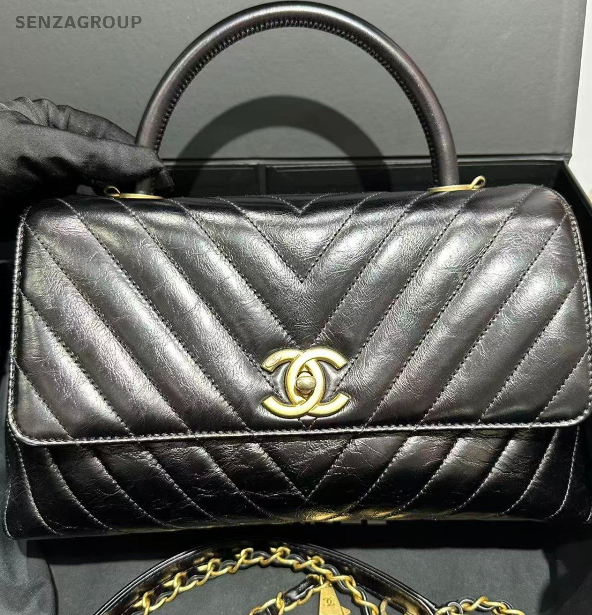 Chanel Cocohandle MM Calfskin Top Handle Bag Chain Crossbody Black Gold Women