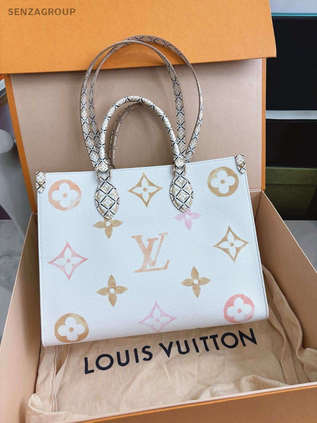 Louis Vuitton ONTHEGO MM Tote Monogram Summer Edition Handbag Women White