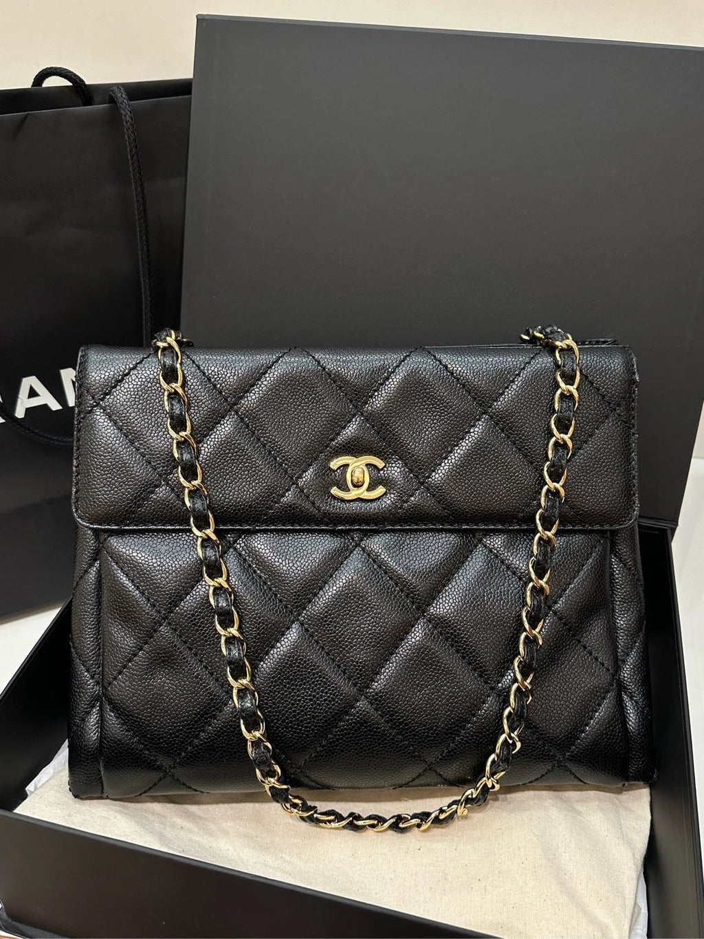 CHANEL Black Caviar Leather Messenger Chain Bag For Women