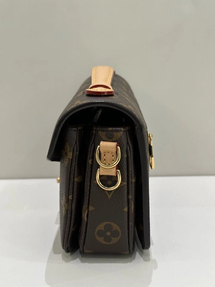 Louis Vuitton Pochette Metis Monogram Canvas Shoulder Bag Crossbody Excellent