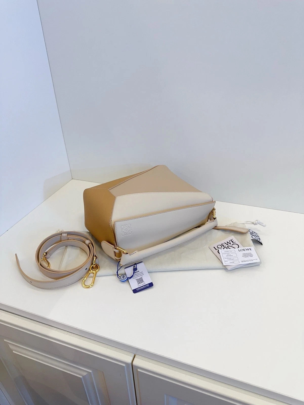 Loewe Puzzle Small Calfskin Handbag Crossbody Bag Oat Milk Tea Tricolor Classic