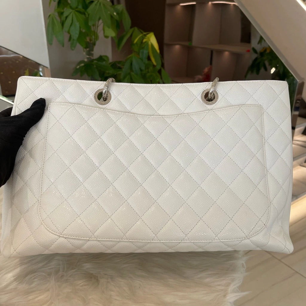 Chanel GST Tote Chain Shoulder Bag Silver White Quilted Classic Women