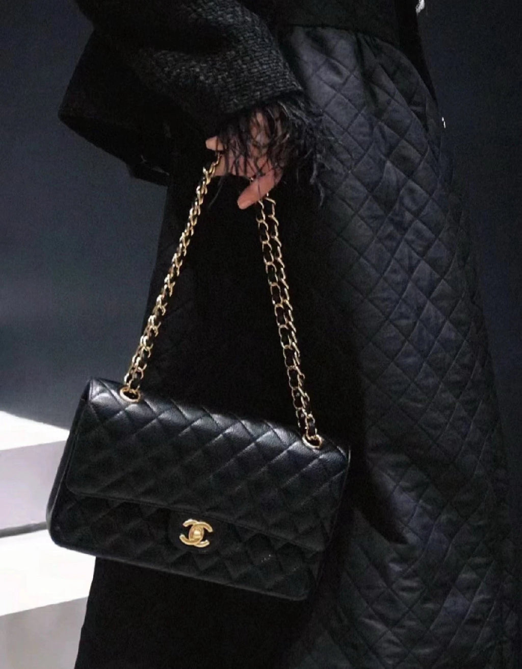 CHANEL Classic Flap Small Black Leather Shoulder Bag For Women